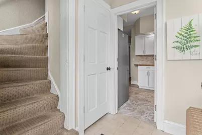 228 Victoria Street N, Saint Paul, MN 55104 - Photo 19