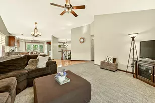1983 Fieldstone Rd SW, Rochester, MN 55902 - Photo 9
