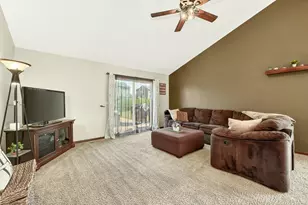 1983 Fieldstone Rd SW, Rochester, MN 55902 - Photo 7