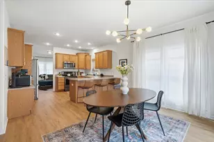 3915 Zane Ave N, Robbinsdale, MN 55422 - Photo 5