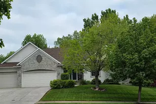 4009 Evermoor Pkwy, Rosemount, MN 55068 - Photo 1