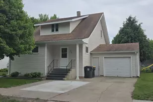 562 South St, Wabasso, MN 56293 - Photo 1