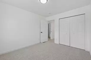 714 E Hawthorne Ave E, Saint Paul, MN 55106 - Photo 13