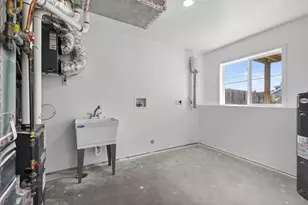 714 E Hawthorne Ave E, Saint Paul, MN 55106 - Photo 25