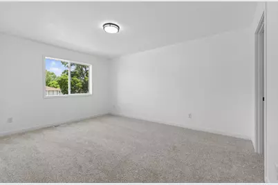 714 E Hawthorne Avenue E, Saint Paul, MN 55106 - Photo 9