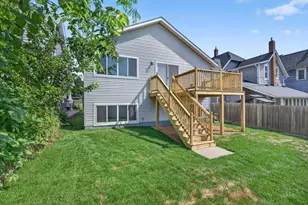 714 E Hawthorne Ave E, Saint Paul, MN 55106 - Photo 31