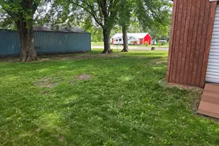 301 SE Fremont St, Brownsdale, MN 55918 - Photo 27