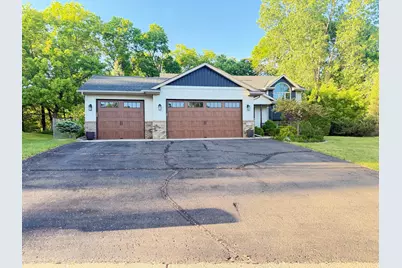 2533 Montana Avenue E, Maplewood, MN 55119 - Photo 1