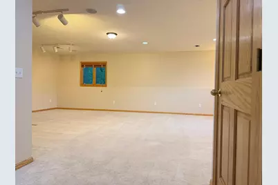 2533 Montana Avenue E, Maplewood, MN 55119 - Photo 23