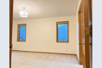 2533 Montana Avenue E, Maplewood, MN 55119 - Photo 13