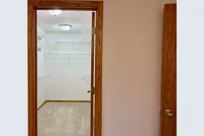 2533 Montana Avenue E, Maplewood, MN 55119 - Photo 15