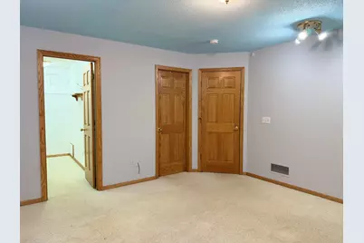 2533 Montana Avenue E, Maplewood, MN 55119 - Photo 27