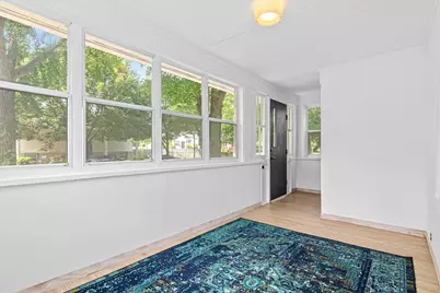 1221 4th Street E, Saint Paul, MN 55106 - Photo 3