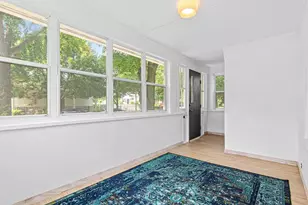 1221 4th St E, Saint Paul, MN 55106 - Photo 3