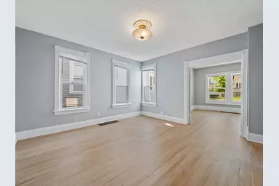 937 Thomas Avenue, Saint Paul, MN 55104 - Photo 5