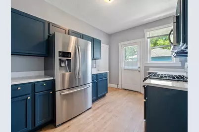 937 Thomas Avenue, Saint Paul, MN 55104 - Photo 7