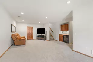4730 Walnut Grove Ln N, Plymouth, MN 55446 - Photo 33