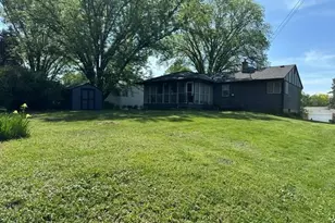 765 Rose Pl, Roseville, MN 55113 - Photo 5