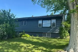 765 Rose Pl, Roseville, MN 55113 - Photo 23
