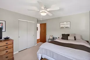 765 Rose Pl, Roseville, MN 55113 - Photo 15