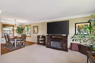 765 Rose Pl, Roseville, MN 55113 - Photo 7