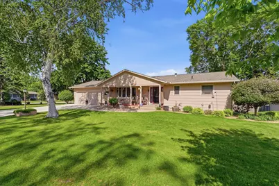 1709 6th Street SW, Willmar, MN 56201 - Photo 3