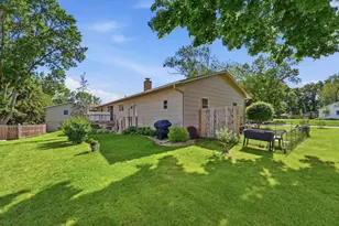 1709 6th St SW, Willmar, MN 56201 - Photo 9