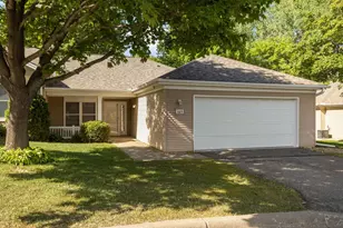 909 Bahls Dr, Hastings, MN 55033 - Photo 1