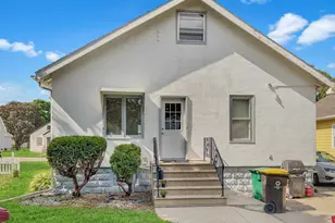 720 E 3rd St, Fairmont, MN 56031 - Photo 3
