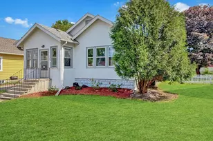 720 E 3rd St, Fairmont, MN 56031 - Photo 5