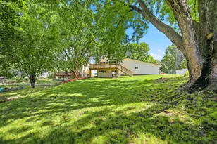 8009 W 104th St, Bloomington, MN 55438 - Photo 25