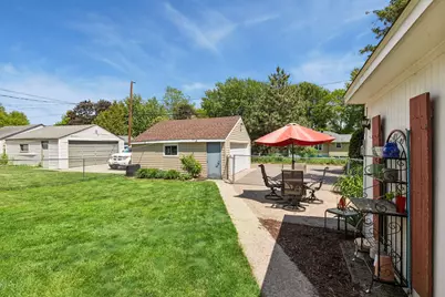2744 Zenith Avenue N, Robbinsdale, MN 55422 - Photo 37