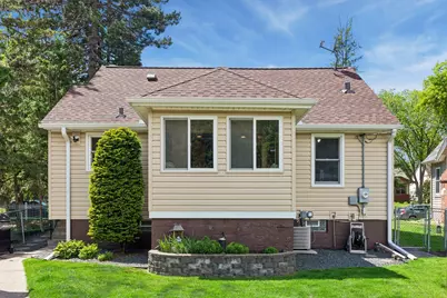 2744 Zenith Avenue N, Robbinsdale, MN 55422 - Photo 31