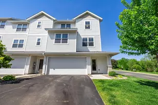 2673 New Century Pl E, Maplewood, MN 55119 - Photo 7
