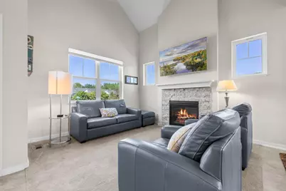 2673 New Century Place E, Maplewood, MN 55119 - Photo 11