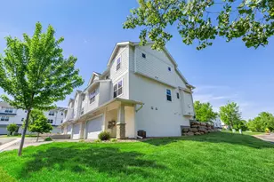 2673 New Century Pl E, Maplewood, MN 55119 - Photo 53