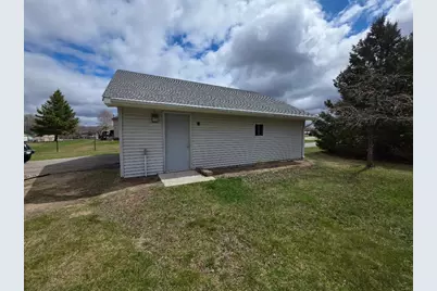 908 Trailview Street, Bovey, MN 55709 - Photo 7