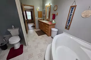 908 Trailview St, Bovey, MN 55709 - Photo 19