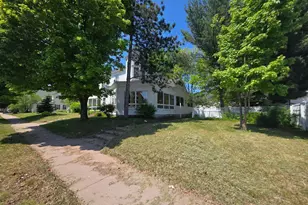 9 4th Ave, Shell Lake, WI 54871 - Photo 9
