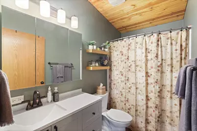 404 Hartley Street, Coleraine, MN 55722 - Photo 17