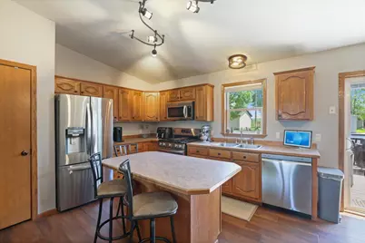 404 Hartley Street, Coleraine, MN 55722 - Photo 9