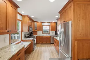 1102 Delaware Ave, West Saint Paul, MN 55118 - Photo 7