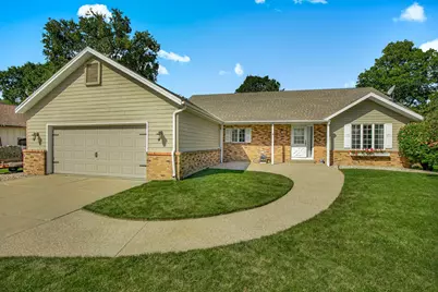 408 21st Street SE, Willmar, MN 56201 - Photo 3