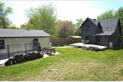 302 N Washington Avenue, Battle Lake, MN 56515 - Photo 23
