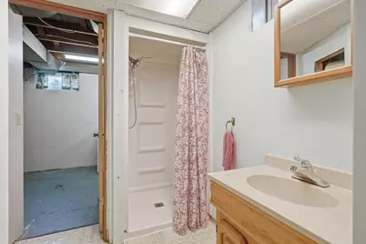 568 Shryer Avenue W, Roseville, MN 55113 - Photo 17