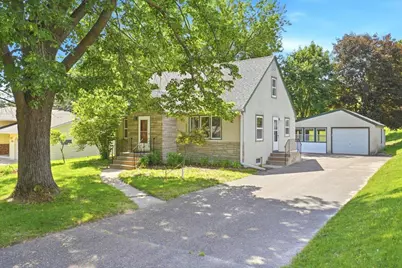 568 Shryer Avenue W, Roseville, MN 55113 - Photo 1