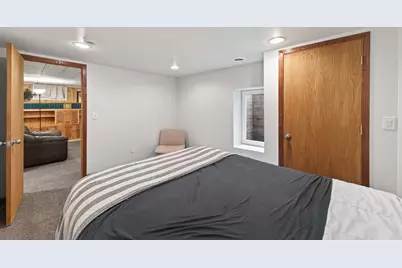 6102 Hampshire Avenue N, Crystal, MN 55428 - Photo 27