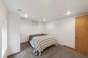 6102 Hampshire Ave N, Crystal, MN 55428 - Photo 25