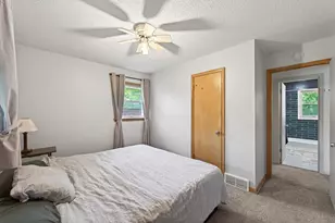 6102 Hampshire Ave N, Crystal, MN 55428 - Photo 19