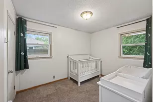 6102 Hampshire Ave N, Crystal, MN 55428 - Photo 21